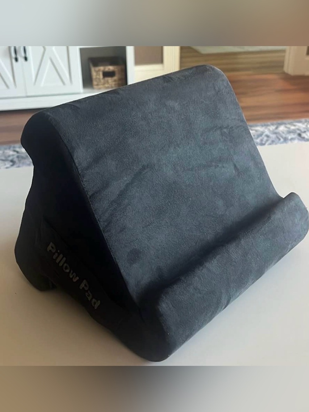 Pillow Pad Black Tablet Stand Cushion